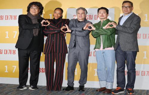 定日县地震悲剧95人遇难发改委将废除就业地参保户籍限制
